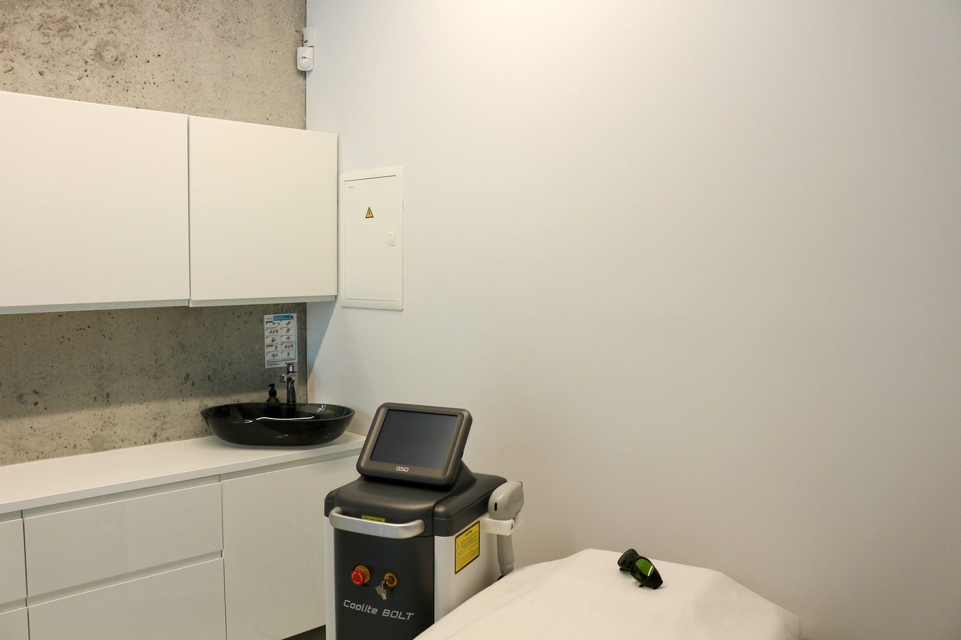 Art Esthetic centre treatment room